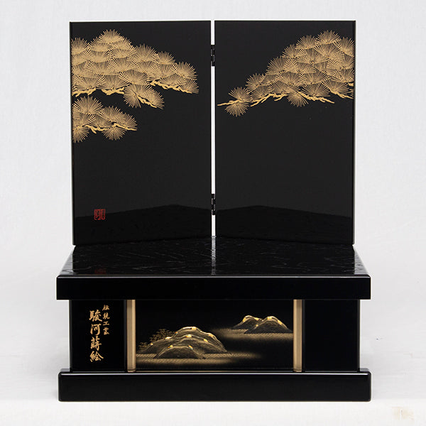 一貴作 松に連山 兜収納飾り sw85048