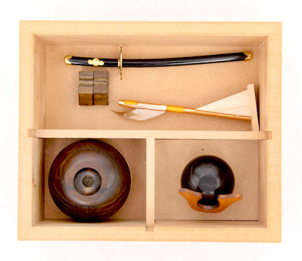 木都 「こと」 木製鎧(鍬形) KOTO kt-e01
