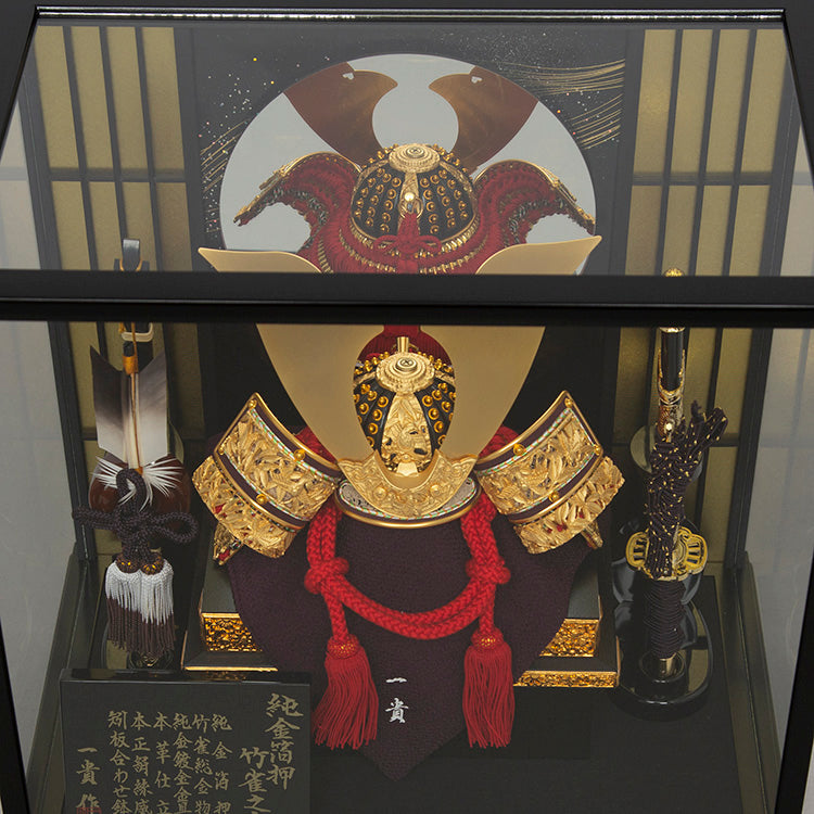 一貴作 純金竹雀 兜ケース飾りsw95139
