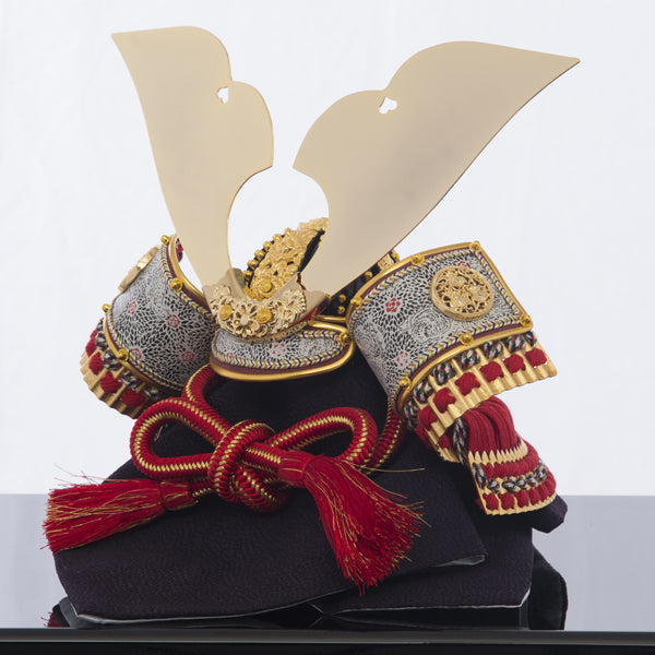 武州天勢作 金彩松 sw75087 兜収納飾り