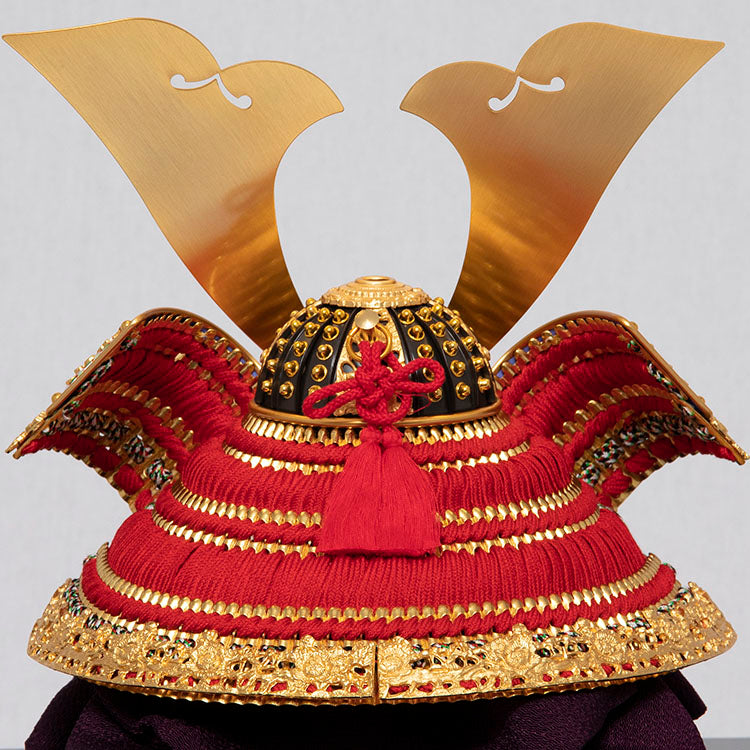 一貴作 龍虎大鍬形 兜収納飾り sw85055