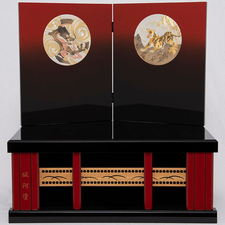 一貴作 龍虎大鍬形 兜収納飾り sw85055