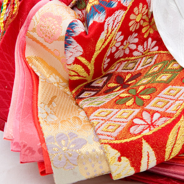 白桃色刺繍桜Y 親王収納飾り w63145
